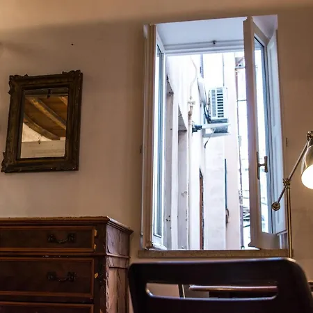 Flora Διαμέρισμα