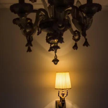 Flora Apartment *